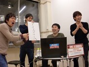 名前決定の瞬間。予期せぬ命名に驚くフットボールアワーの2人。「フットさんは名付け親ですから」とお礼を言う勝山梶に「そんなん絶対に言うな」と念押し。