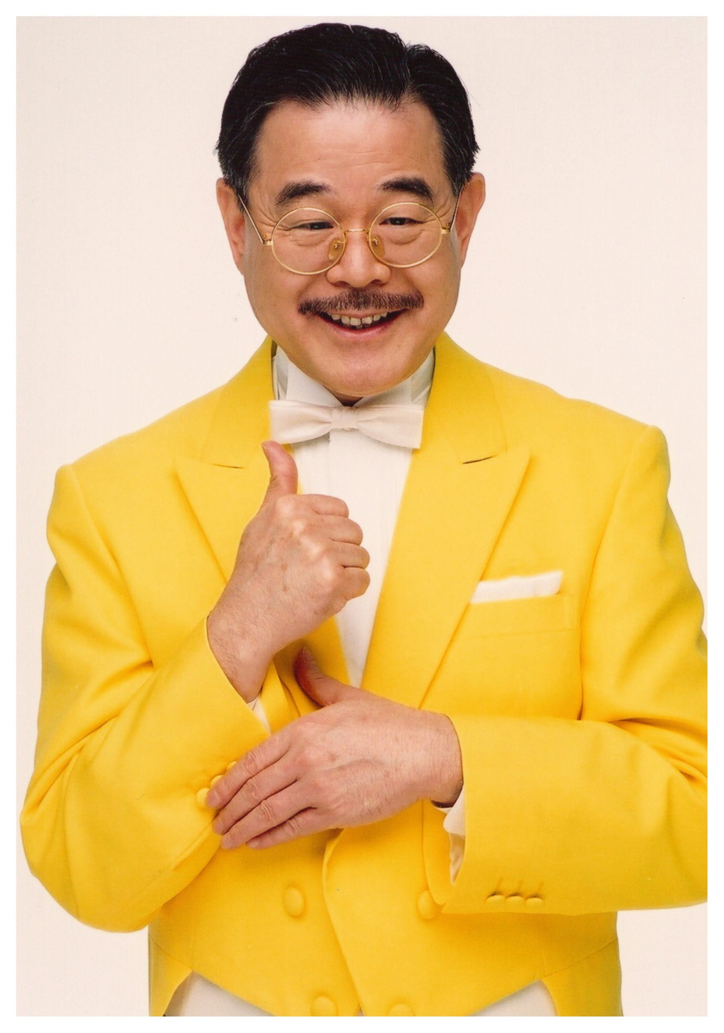 現在マギー一門の長であるマギー司郎。1968年にマギー一門の祖であるマギー信沢に師事。飄々とした芸風ながら、2年連続で日本放送演芸大賞ホープ賞を受賞するなど、その功績は広く認められている。