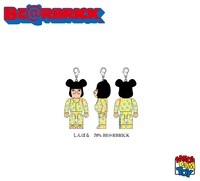 DVD購入者の中から抽選で1000名にプレゼントされる「しんぼる BE@RBRICK 70%」。