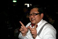 チャンカワイはイベント開始当初は一般客にまぎれ、一ファンとして上戸彩の勇姿を見届けていた。