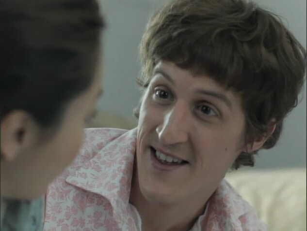 標準語で爽やかな彼氏役を演じるチャド。(c)日本和装