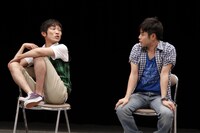 コントの一場面。