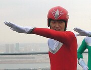 ジュニアはヒーロー戦隊の隊長。(C)NTV