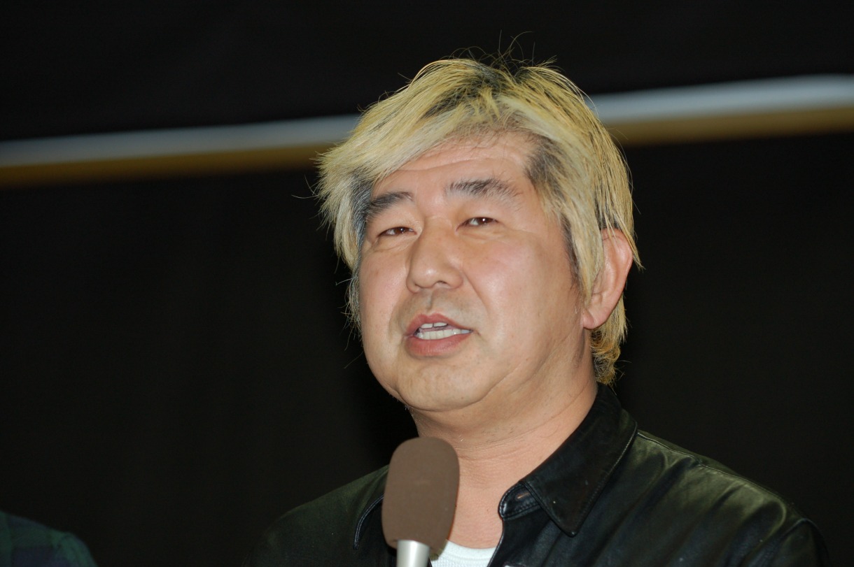 土屋プロデューサーは「なるべくリアルタイムに旅をしている感じを伝えたい。14年前にヒッチハイクの旅をやったときも、それまでのテレビから脱却したいという思いがあった。ネットやTwitterのようにリアルタイム性に優れたメディアが出てきたことで、新しい番組が作れると思い、この企画を立てた」とこの企画への思いを語った。