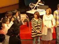 ライブの感想を聞かれた大久保は「リフレッシュできました！良い出会いもあったし」と、試合をコンパ感覚で行っていたようなコメント。