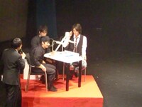 第1試合の初戦は若林vs宮野。前回若林に負けている宮野が雪辱をはらそうと果敢に攻めるも、最後の上の句となった国民的アニメで知られる女性の有名先輩声優をいじりきれず敗退。