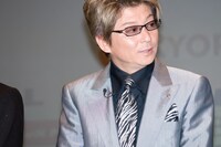 ｢ゼブラーマン2 ゼブラシティの逆襲｣で主演を務める哀川翔。3月に訪れる沖縄では幼虫を見つけるのが楽しみだとか。