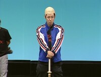 DVD「バトルオワライヤル～バッファロー吾郎芸歴20周年記念版～」の一場面。