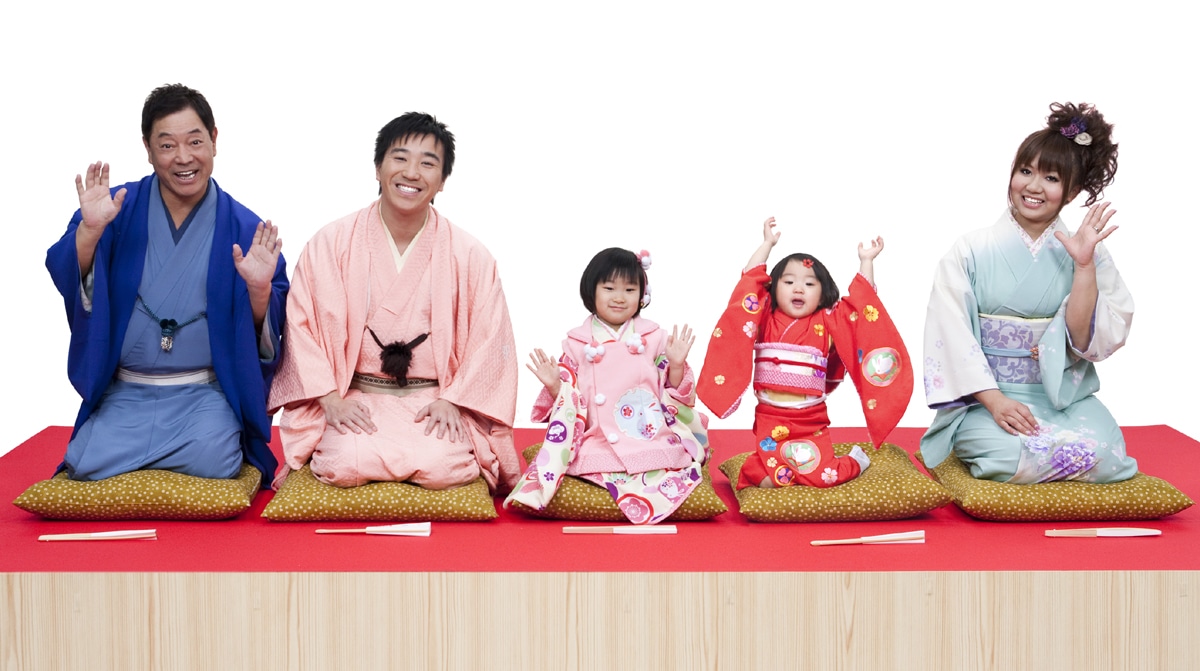 「カラオケにはよく行く」という八光一家。子どもたちは歌が大好きで、嫁はマイクを離さず、八光は会計専門だとか。