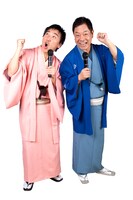 月亭八方（左）、月亭八光（右）。