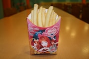 ピラメキフードのオンナラブリーポテト。女の子のオナラを応援するためのフードなので、園内で近くに人がいないときは恥ずかしがらずにトライしよう。