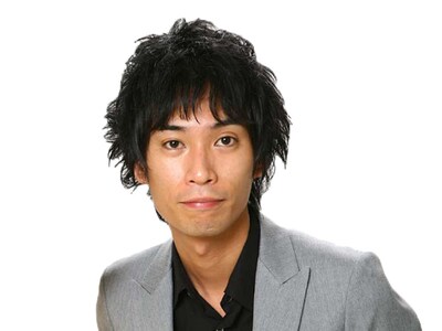 カナリア安達。4月24日、25日は、大阪・京橋花月にてよる芝居「列車と雨」に出演。ライブチケット購入者でDVD「カナリアLIVE 『ヒッシノパッチ』」を買った人先着100名にカナリアのサイン会も開催される。(c)吉本興業