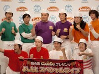 全国9都市で開催されるスペシャルライブでは、ネタのほか思い出のウチゴハンや中華料理にまつわるエピソードトークも予定されている。