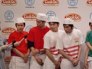 矛先が若いはんにゃとしずるに向かうと、4人は「僕らは清潔感ありますから」とアピール。先輩芸人たちから「池田と川島は清潔感ないだろ！」と一斉にツッコミをうけた。