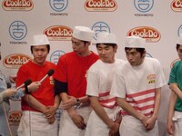 矛先が若いはんにゃとしずるに向かうと、4人は「僕らは清潔感ありますから」とアピール。先輩芸人たちから「池田と川島は清潔感ないだろ！」と一斉にツッコミをうけた。