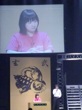 オアシズ大久保と女の対決を繰り広げたアジアン馬場園。ライブ終了後は「無性に隅田さんの顔が見たい」と郷愁の念を語った。