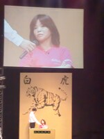 登場から最後までセクシー路線で貫いたオアシズ大久保。チャンピオン若林に敗れたものの見事な戦いぶりを見せた。「終盤は下ネタしか思いつかなかった」とのこと。