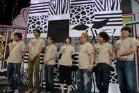 取材時のメンバーの様子。