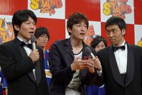 素早い指さばきを見せる大吉。