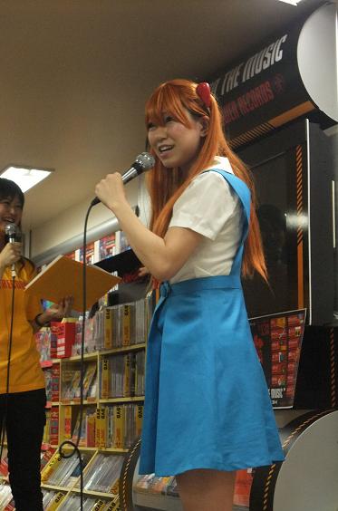 イベント終了後にはファンに向けて「エヴァはとっても素敵なアニメなので、これからも一緒に応援して補完しあいましょう」とコメントを残した稲垣。