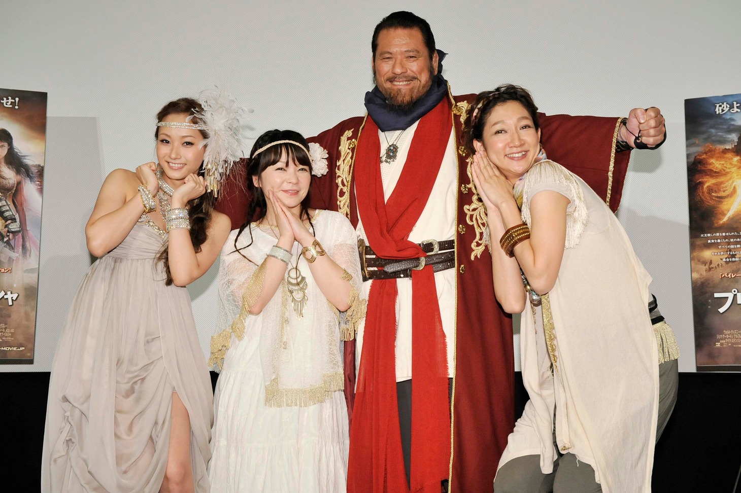 映画「プリンス・オブ・ペルシャ／時間の砂」のイベントに参加した北陽、藤本美貴、アントニオ猪木。(c)Disney Enterprises, Inc. and Jerry Bruckheimer, Inc. All rights reserved.5月28日（金）、全世界同時公開