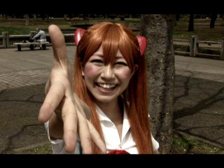 ダイノジ大谷が監督を務めたASH「Kamakura」のPVに出演している桜・稲垣。