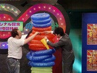 ミミズ科のミミズ。登場から転ぶなど不安定な様子。生息地はロシアでエサはレアメタル。好きなメスのタイプは滝川クリステルみたなミミズ。仲間が大量に研究所に連れて行かれ、人間嫌いに。