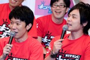 モンスターエンジンは西森(左)がボケ倒し、会場を沸かせていた。
