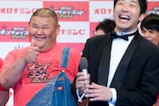 Tシャツのサイズがなく、配布されたアイロンプリントを自分で貼ってきた安田大サーカスHIRO。