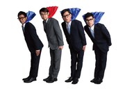 品川祐とスベラーズ。左から、“波田”こと波田陽区、品川庄司・品川、リーダーの“ダダ・スベリ”ことますだおかだ岡田、副リーダーの“チョイ・スベリ”こと小島よしお。