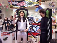 コーラを取り出したQ太郎。