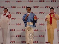 mixiと連動しており、「ほこ丸トリオ」とマイミクになることもできる。