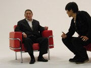 それぞれの映画観や芸人観について意見を交わし合う北野武と千原ジュニア。(C)日活 チャンネルNECO