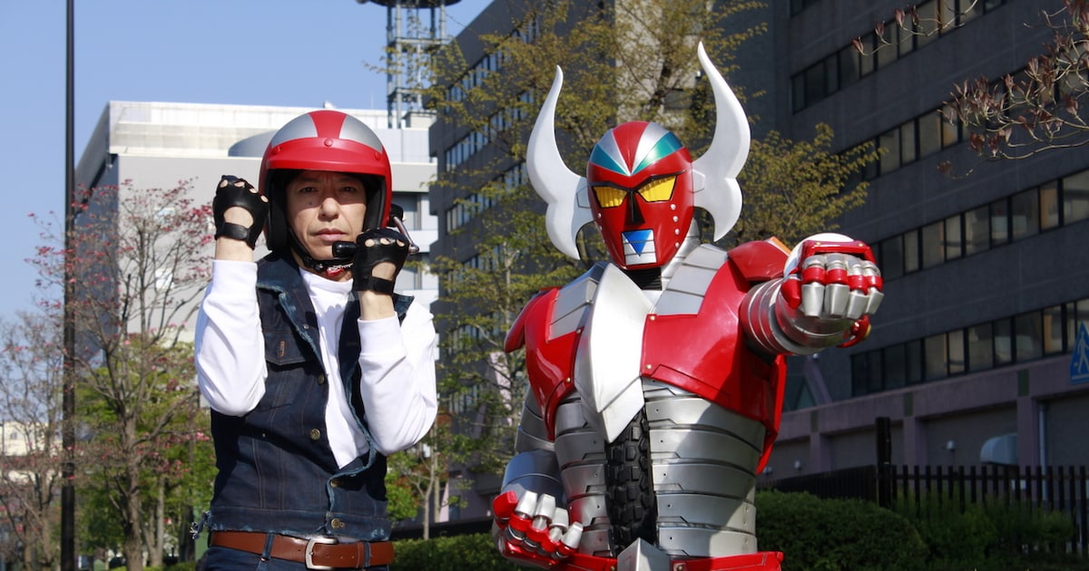 板尾創路が映画「電人ザボーガー」で特撮アクション - お笑いナタリー