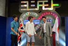 応援に駆けつける世界のナベアツ。「イギリス人も同じ地球人！」と2人を勇気づけた。