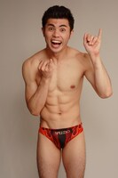 「ライオンスペシャル 第30回 全国高等学校クイズ選手権　静岡大会」応援パーソナリティの小島よしお。