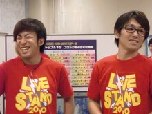 チーモンチョーチュウ菊地とBコース・ナベ。ナベは「菊地くんにブレイクダンスをしてもらえば」と早速安易な提案をし、「菊地のブレイクダンスとナベのオカマキャラは禁止」と“NOオカマ、NOダンス”を周囲に宣告された。