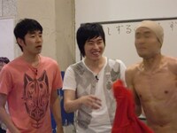 抽選会の次の番組「なましずる」に乱入するモネール。