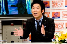 昨年の優勝賞金1000万円は、「親にあげたり、引っ越しの費用に充てたり、徐々に減っています」とパンクブーブー佐藤。