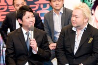 「去年6位だったので、今年は4位を狙う」と東京ダイナマイト松田（左）。ハチミツ二郎（右）は「優勝して1000万円が手に入ったら、勝新太郎さんのように新橋から飲み歩いて、ついてくる人たち全員におごりたい。一晩で全部使い切る」と豪語。