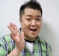 「ヒーハー!!」が「レコチョクアワード上半期最優秀賞2010」の、着ボイス部門1位に輝いたブラックマヨネーズ小杉。携帯サイト「ケータイよしもと」でも配信中。