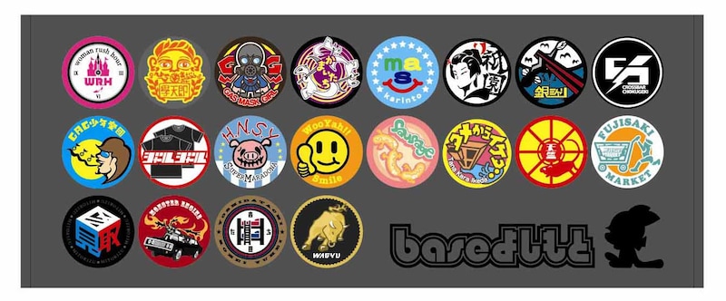 baseロゴフェイスタオル。価格は840円。