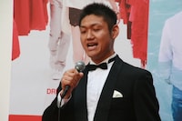 「イベントのおかげで、妹とカラオケに行けたのでドリカムさんありがとう！という感じです！」と、妹思いなところを見せたビタミンS・おにいちゃん。(c)吉本興業