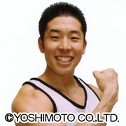 7月15日の始球式を務めるなかやまきんに君。(c)吉本興業