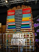 「赤坂フレンドパーク パーク」の「ウォールクラッシュ」では記念撮影が楽しめる。