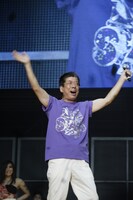 2日目のオープニングに登場した西川きよし。(c)吉本興業