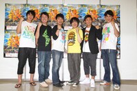 2日目の会見に出席した中堅芸人たち。左から、チュートリアル、雨上がり決死隊、ココリコ。(c)吉本興業