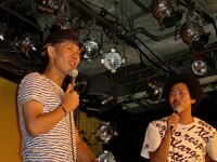 イタズラ後は、7月24日から始まるコントツアー用に藤田が作ったネタの話や、藤田の第2子が男の子の可能性が高いことから、甲子園出場に向けてどの高校に進学させるかという話で盛り上がった。