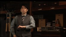 「小林賢太郎テレビ2～ポツネン旅に出る～」の一場面。(c)NHK
