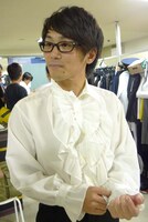 無事レフリーを務め終えた主催者ナベ。前半の試合では、先攻後攻を決めるジャンケンの際に「ジャンケンね！テンションは！」と選手に気合いを入れるなど、大会を盛り上げた。